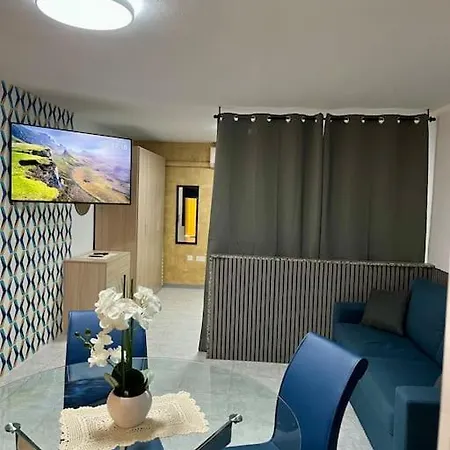 Iris Chic Marsaskala