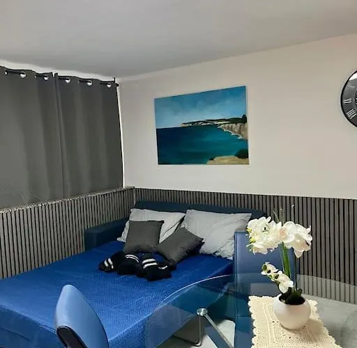 Iris Chic Apartment *