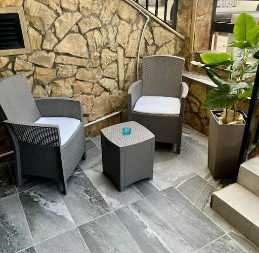 Iris Chic Marsaskala